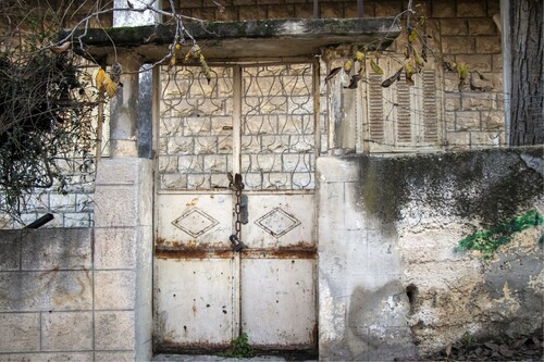 Figure 1: Abandoned homes and businesses, 2021 (Photos: Huda Abuzaid).
