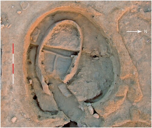 Figure 18 Structure O45 under excavation in 2010 (photo: S. Mithen and B. Finlayson).