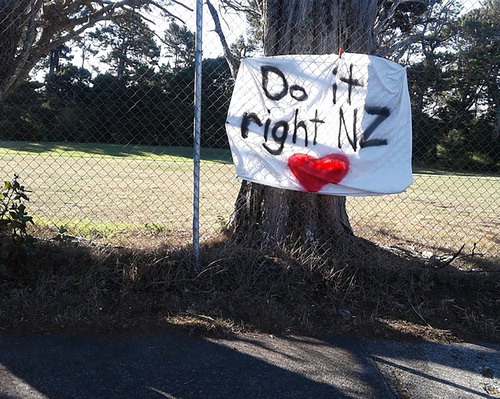 Figure 1. An activist banner displayed in Green Bay, Auckland at the start of lockdown level 4.