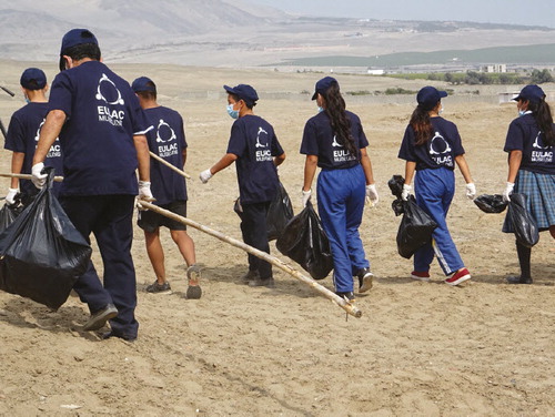 Fig. 7. Cleaning campaign in the countryside of Moche, La Libertad. © Luis Repetto Málaga