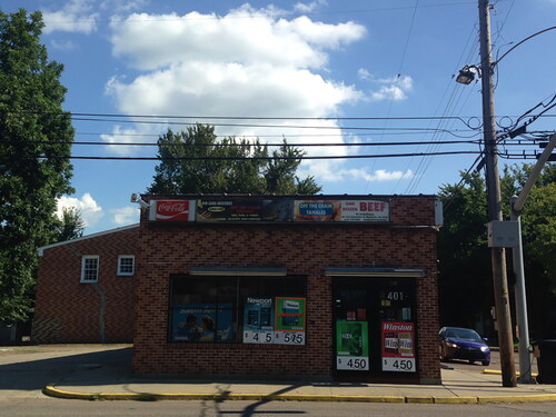 Figure 6 The front store entrance of the Min Sang & Co. grocery store, Greenville, Mississippi, 2016. Photo by the author.