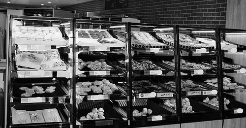 Figure 2. Baked goods at the supermarket entrance ranging from 39 to 89 cents each