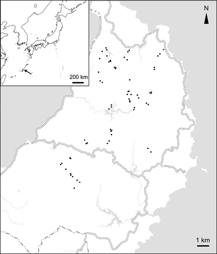 Figure 2. A map on the upper left shows the location of Okinawa Island with arrow. A large map indicates sampling sites (dots) scattered in the Yambaru area. The double lines indicate the main roads and the lower dashed line is the village boundary