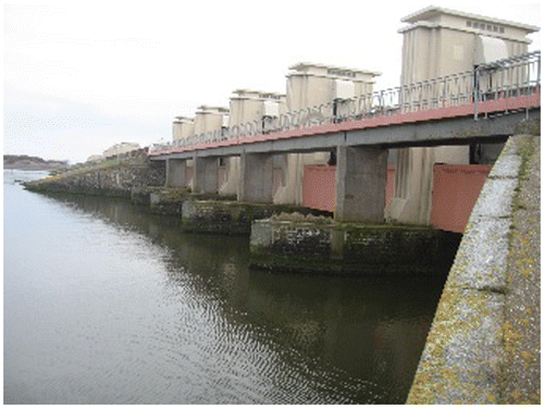 Figure 16. Discharge sluice in the closure dam (built 1932; source: beeldbank RWS).