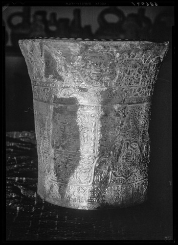 Figure 9. Photograph of the Water Channel Beaker prior to restoration. The American Museum of Natural History, Department of Anthropology, Junius Bird Archive. Courtesy of the Division of Anthropology, American Museum of Natural History.