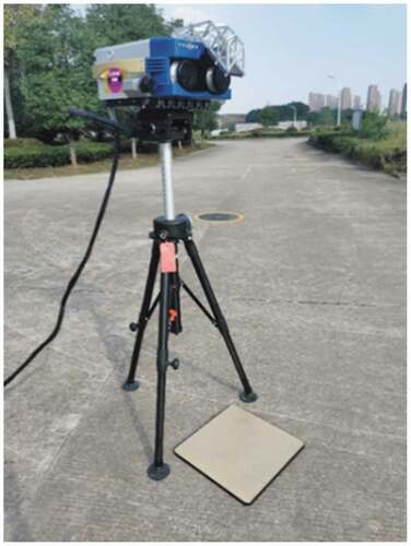 Figure 1. The Fourier transform based LWIR hyperspectral imaging system: the Telops Hyper-Cam.