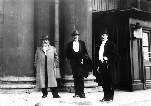 Figure 6. KD Deputies of the First Duma, Saint Petersburg, 27 April 1906. Left to right: N. I. Kareev, F. I. Rodichev, V. D. Nabokov.