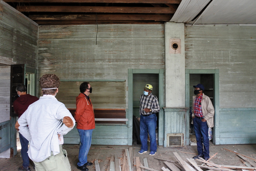 Figure 5. Tankersley Rosenwald School community members and alumni. Photograph by author.