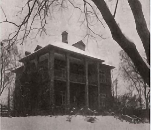 Figure 19. An unclear photo of Williams’ House.