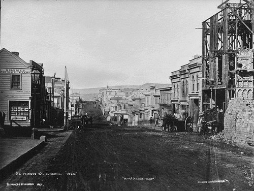 Figure 3. Looking south down Princes Street from the cutting,1863. The Oriental Hotel is being constructed (right). Photographer: Muir and Moodie. Source: Te Papa Collections, O.001625.