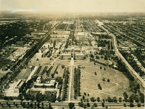 Figure 3. Aerial photo of the allée, 1943. Image courtesy Washington University in St. Louis Special Collections.