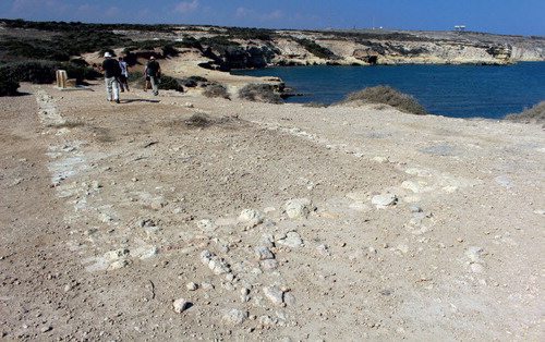 One of the wave-exposed late Roman buildings along the Dreamer’s Bay shoreline (photo: Simon James).