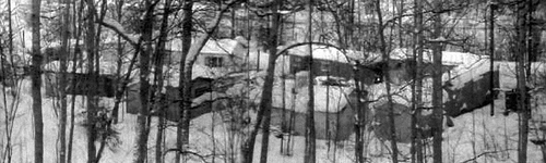 Figure 5. Still photo from 1963: the television documentary, Vagabond eller vanlig människa? [Vagrant or ordinary human?] The Skarpnäck Camp during winter from Southeast.