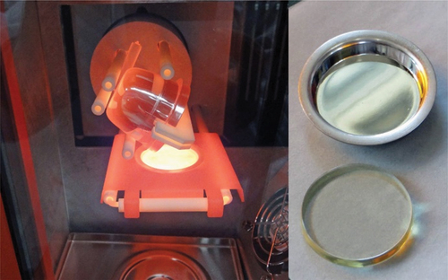 Figure 1. Pouring the melt to the mold (left), and the obtained disk and the mold (right).