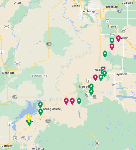 Fig. 1 Map illustrating surveyed cereal fields across southern Alberta in 2023. Clean fields are denoted by green pins, while fields infected with fungal leaf spots are marked with red pins. The yellow pin highlights the sole field where stripe rust was detected.