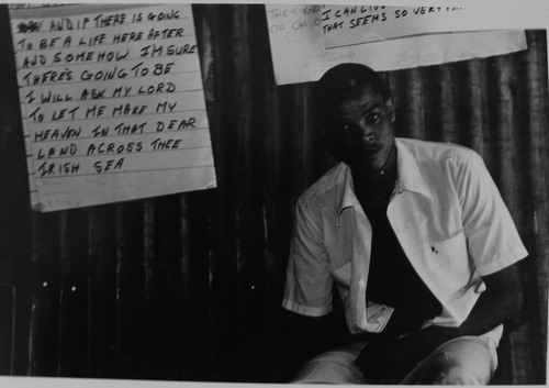 Figure 1 Portrait of a man in Hanover Park, Cape Town, South Africa, 1980s. Photograph by Paul Konings, reproduced courtesy of the photographer.