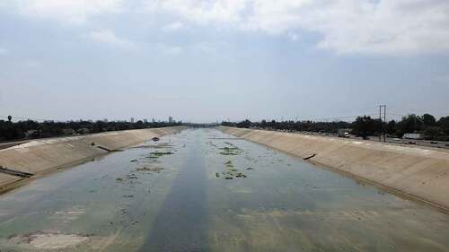 FIGURE 5 The Los Angeles River in Long Beach, California. Planning for improved public access and major ecological restoration to this long-maligned waterway is now underway (Smith Citation2020). [Access; Well-being] (Author photo, 2017).