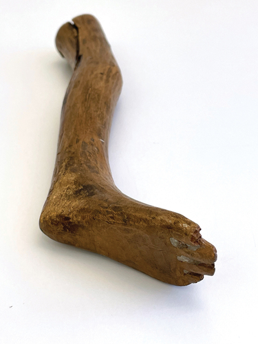Fig. 12. Details of anatomical votive leg (C2311). Photographed by author.