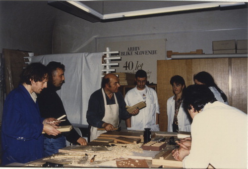 FIGURE 3. Christopher Clarkson students from the Archives of Slovenia and National and University Library in Ljubljana, during the first workshop ‘Late Medieval Stiff-Board Bookbinding Construction’ in 1997. (Photograph: Dragica Kokalj).