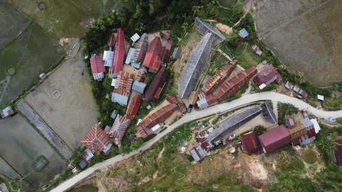 Figure 10. Orobua settlement and banua sura’-layuk in the center.