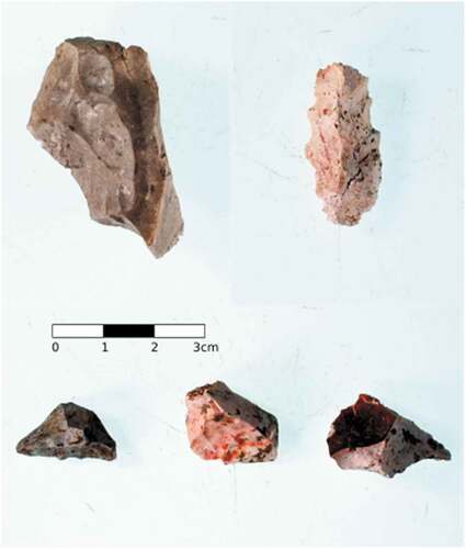 Figure 9. Burnt chert artefacts from Buang Merabak.