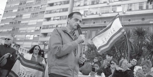Guido Manini Rios addresses Cabildo Abierto supporters at an event in Plaza Gomensoro, Montevideo, Uruguay, June 9, 2019. (RICARDO ANTÚNEZ / ADHOCFOTOS)