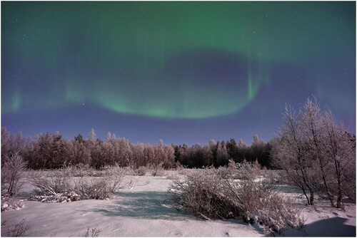 Figure 5. Vincent Guth vingtcent / CC0. Retrieved from https://commons.wikimedia.org/wiki/File:Aurora_borealis_over_Lapland_(Unsplash).jpg