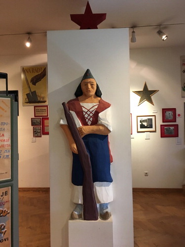 Figure 2. A replica of the statue of a Partizanka that encased and concealed the monument to Jelačić in 1945–1947, part of the collection of the Zagreb City Museum (photograph by author).