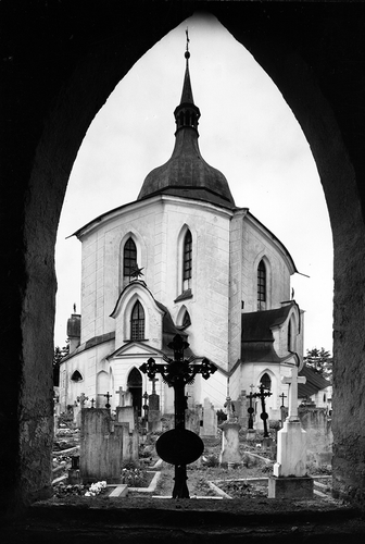 FIGURE 6 Žd'ár nad Sázavou, Pilgrimage Church of St. John of Nepomuk, exterior. Photo: Werner Neumeister.