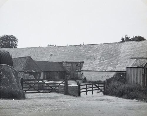 fig 1 The ‘Village Barn’ or ‘Long Barn’ at Patcham (looking southeast, 1954). Image courtesy of the Regency Society. James Gray Collection: JG_35_135.