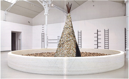 Figure 5 Cildo Meireles. Olvido/Oblivion, 1987–1989. Media: indigenous land, six thousand currency bills, three tonnes of bones, 69,300 paraffin candles, charcoal, and sound. Dimensions: 460 × 8000 × 383 × 230 mm. Collection of the artist. Photo: Joaquín Cortés/archive MNCARS. Courtesy of Cildo Meireles.