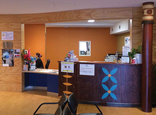 FIGURE 5  Reception desk design, South Seas Health Care, Otara (Auckland, New Zealand). Courtesy South Seas Healthcare. (Color figure available online.)