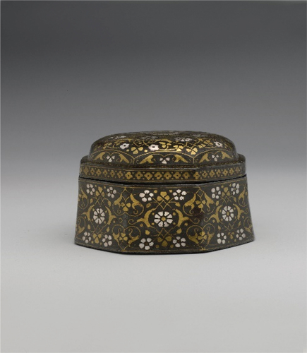 Figure 4. A Bidri Box circa early-mid 17th century attributed to Bidar, inlaid with silver and brass, 9.925 x 13.6 cm, Courtesy the Metropolitan Museum of Art.
