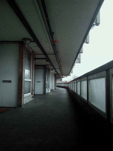 Figure 10. Robin Hood Gardens—Western slab street-in-the-sky—photograph by João Cunha Borges.