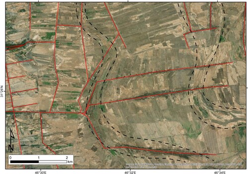 Figure 5. The irrigation canals mapped with red lines partially overlap the inactive fluvial channels traced by black dotted lines.