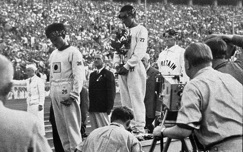 Figure 1. Son Kijŏng and Nam Sŭng-nyong on the awards stand at the 1936 Berlin Olympics (public domain)