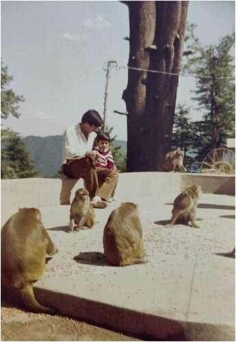 Figure 1. Learning commensality: a picture of my father introducing me to the monkeys of Jakhoo Temple in Shimla at the beginning of the 1990s. Credits – My mother, Naresh Bala.