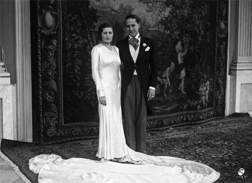 Figure 1. Edda Mussolini e Galeazzo Ciano at the wedding reception in Villa Torlonia on 24 April 1930 (License acquired by Istituto Luce).